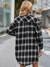Load image into Gallery viewer, Plaid Button Up Collared Neck Shirt