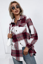 Load image into Gallery viewer, Plaid Button Up Flannel Shirt