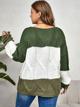 Load image into Gallery viewer, Plus Size Color Block Long Sleeve Sweater