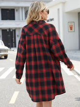 Load image into Gallery viewer, Plaid Button Up Collared Neck Shirt