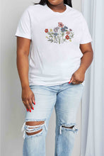 Load image into Gallery viewer, Simply Love Simply Love Full Size Flower Graphic Cotton Tee
