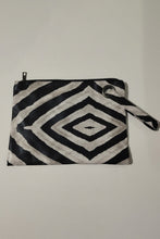 Load image into Gallery viewer, Carry Your Love Plaid Wristlet
