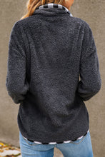 Load image into Gallery viewer, Plaid Collar and Pocket Teddy Pullover
