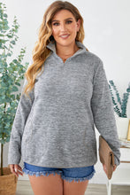 Load image into Gallery viewer, Plus Size Heathered Quarter Zip Pullover
