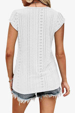 Load image into Gallery viewer, Eyelet Contrast V-Neck Tee
