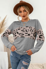 Load image into Gallery viewer, Contrast Leopard Crewneck Sweatshirt
