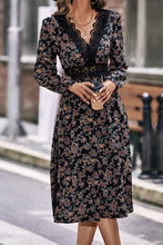 Load image into Gallery viewer, Floral Spliced Lace V-Neck Dress
