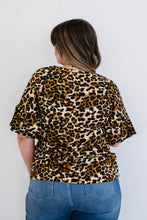 Load image into Gallery viewer, Doe &amp; Rae Lookin&#39; Fabulous Full Size Run Leopard Print Tee
