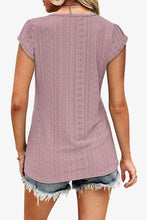 Load image into Gallery viewer, Eyelet Contrast V-Neck Tee
