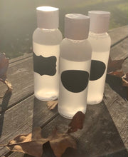 Load image into Gallery viewer, Essential Oil Hand Sanitizer (Liquid)
