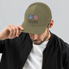 Load image into Gallery viewer, America Glasses Trucker Cap
